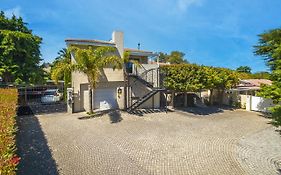 Irene Avenue Apartment With Sea Views